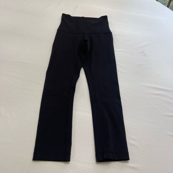 Lululemon Black Align Cropped Leggings Size 2 - Picture 1 of 8